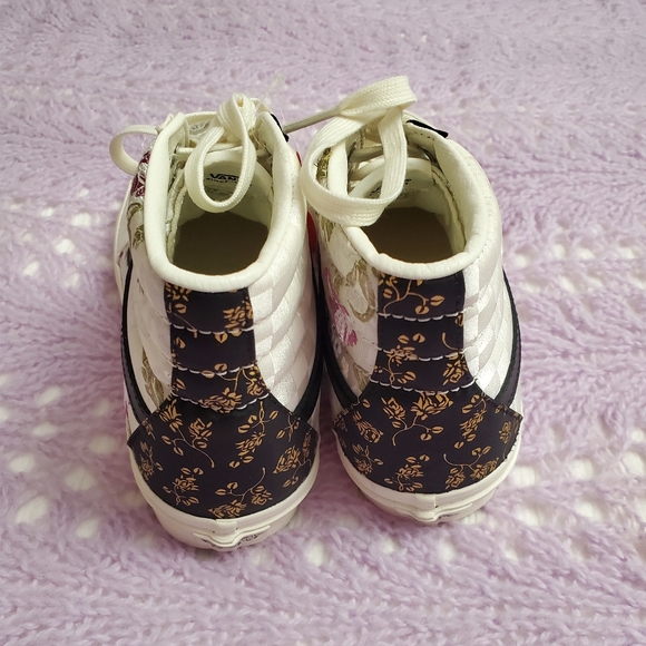 High Top Vans Floral Patchwork Style Sneakers Size 9 Boho Chic Classic - Picture 11 of 16